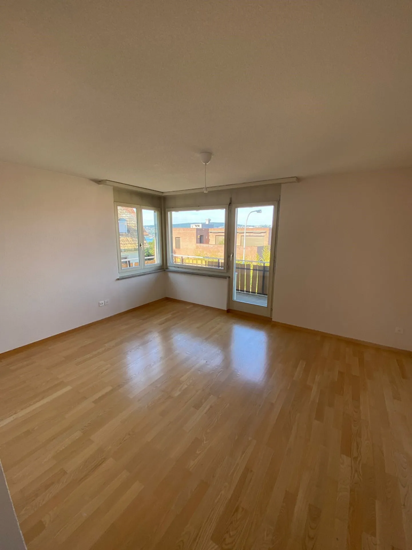 Appartamento temporaneo di 3,5 stanze con vista lago - Foto 6 di 7