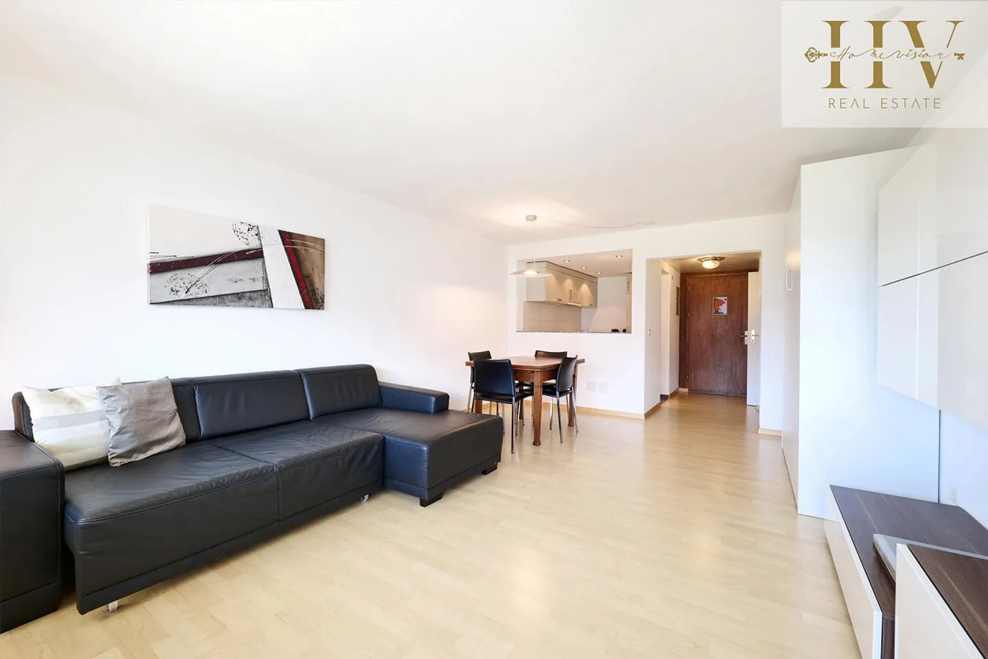 Attractive apartment in Laax with sunny XXL balcony - Photo 9 of 13