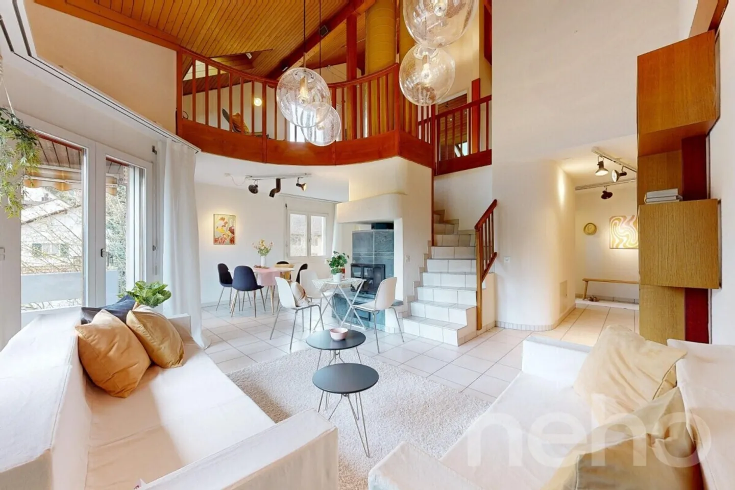 Penthouse lumineux de 5,5 pièces avec galerie - Photo 2 sur 12