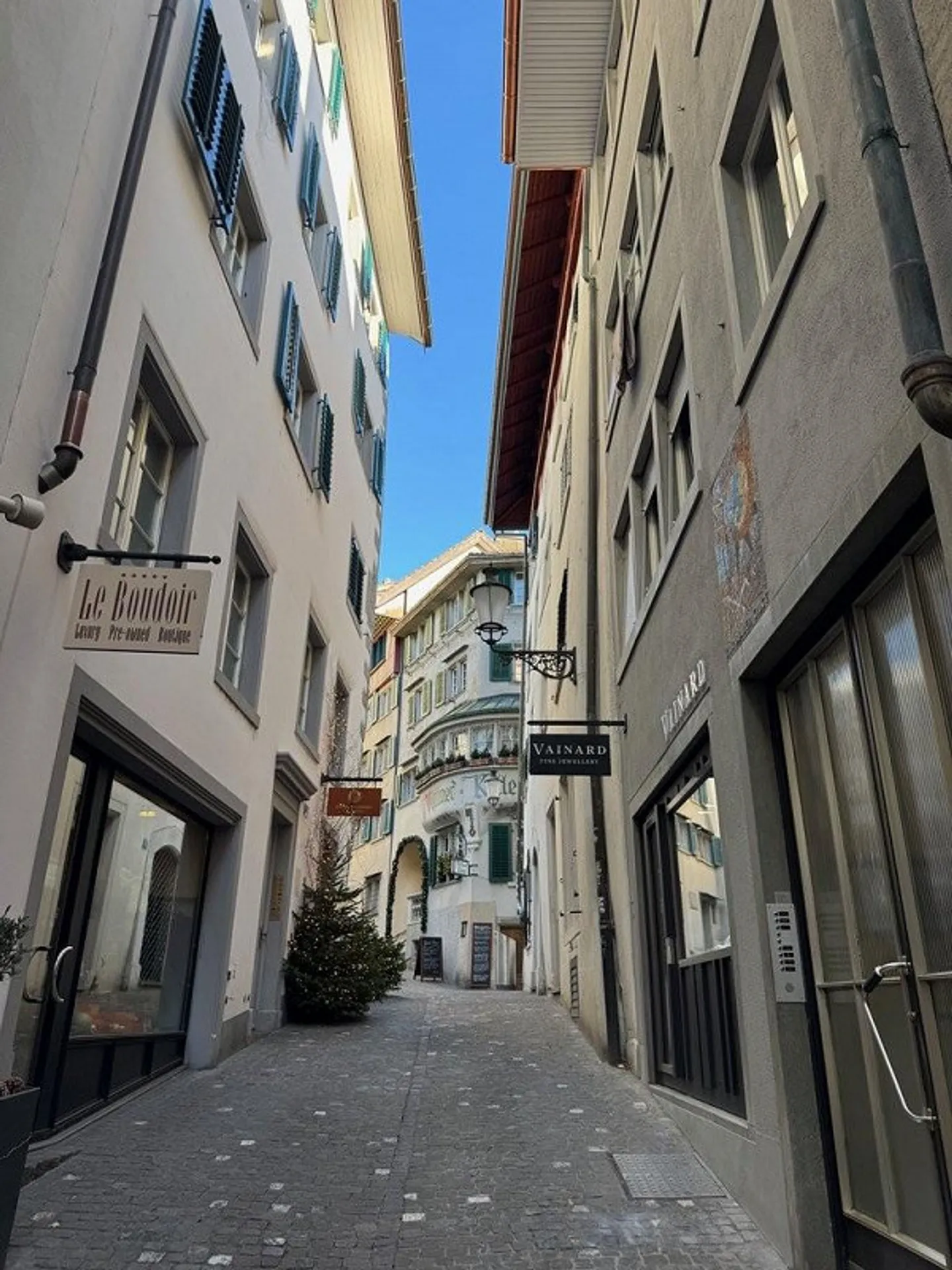 Appartamento mansardato ristrutturato di 1,5 locali nel cuore di Zurigo in affitto - Foto 1 di 8