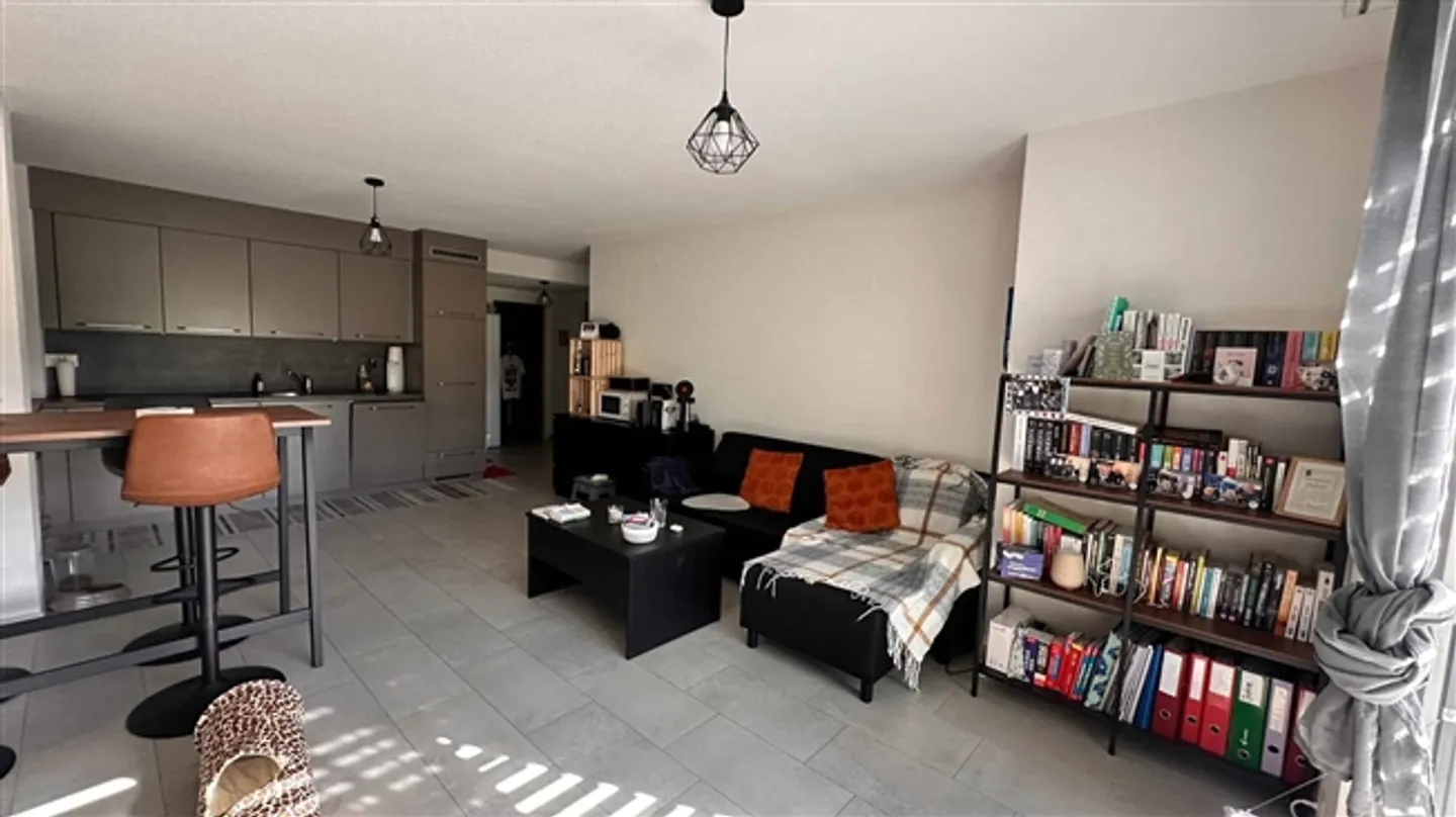 Appartamento di 2,5 stanze in affitto - Foto 3 di 5