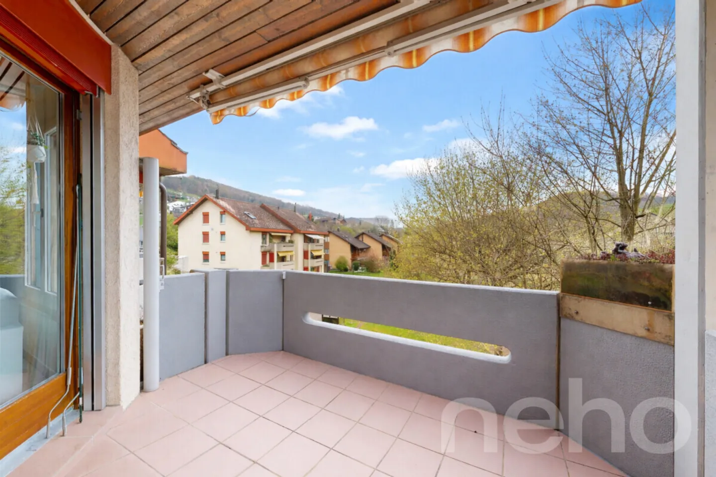Penthouse lumineux de 5,5 pièces avec galerie - Photo 5 sur 12