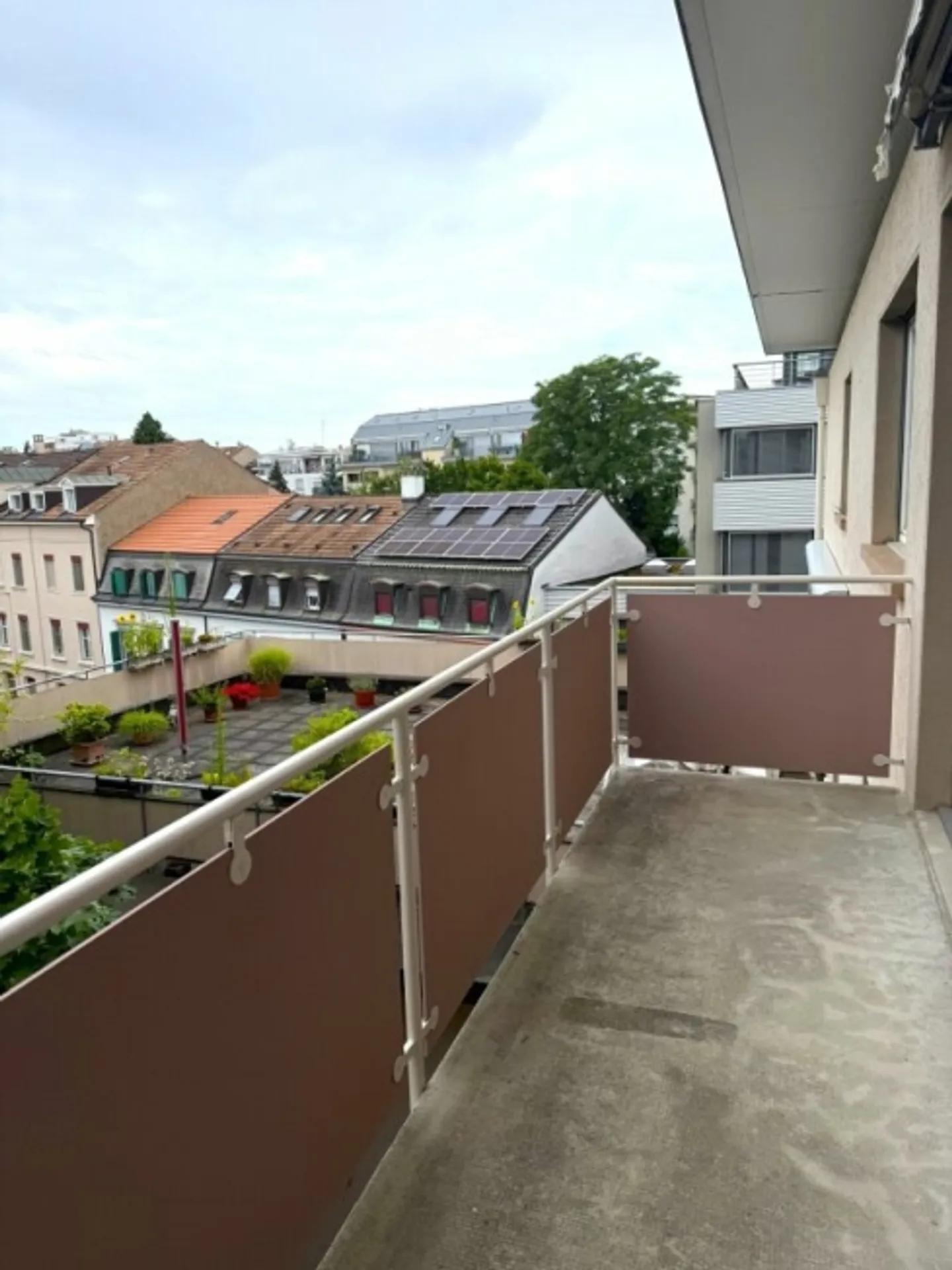 Appartement 5 pièces dans le meilleur emplacement à Bâle - Photo 10 sur 12