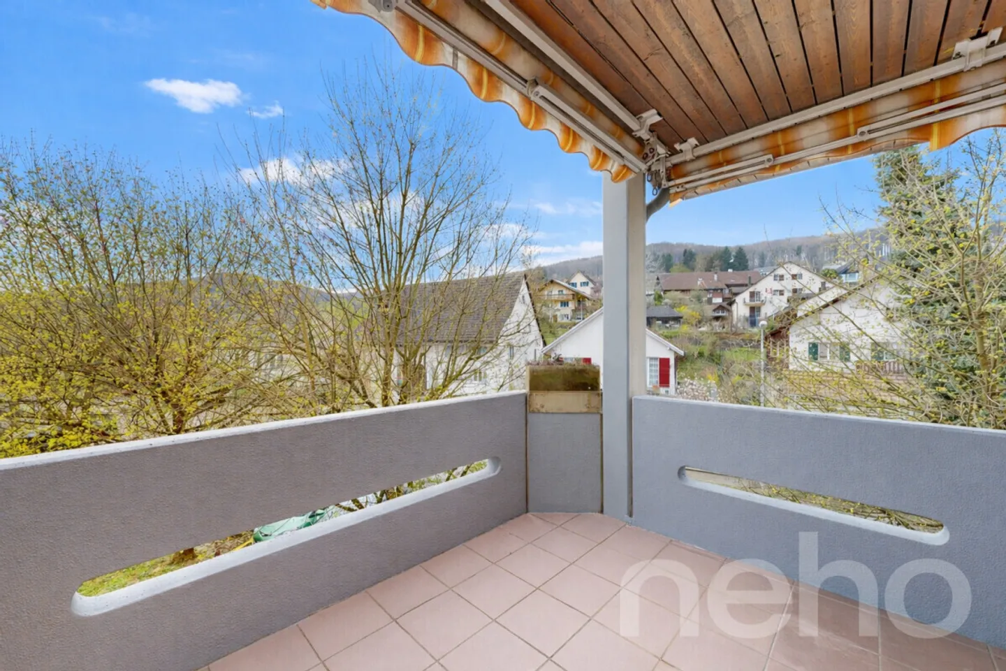 Penthouse lumineux de 5,5 pièces avec galerie - Photo 12 sur 12