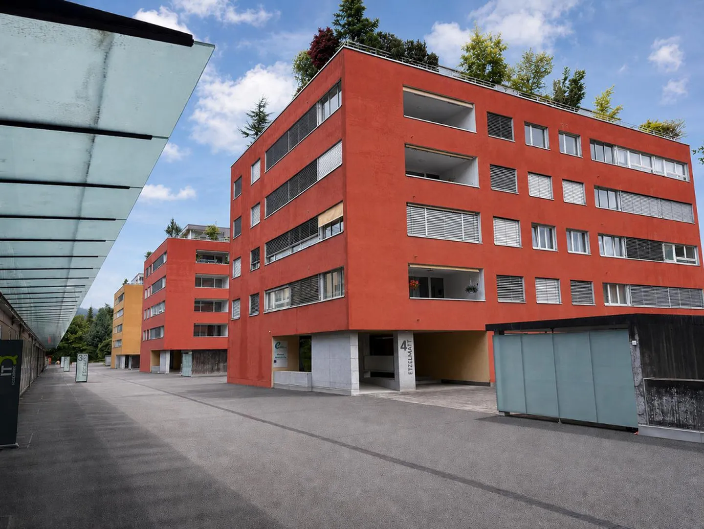 Well-maintained & bright 4.5-room apartment in a central location - Photo 1 of 12