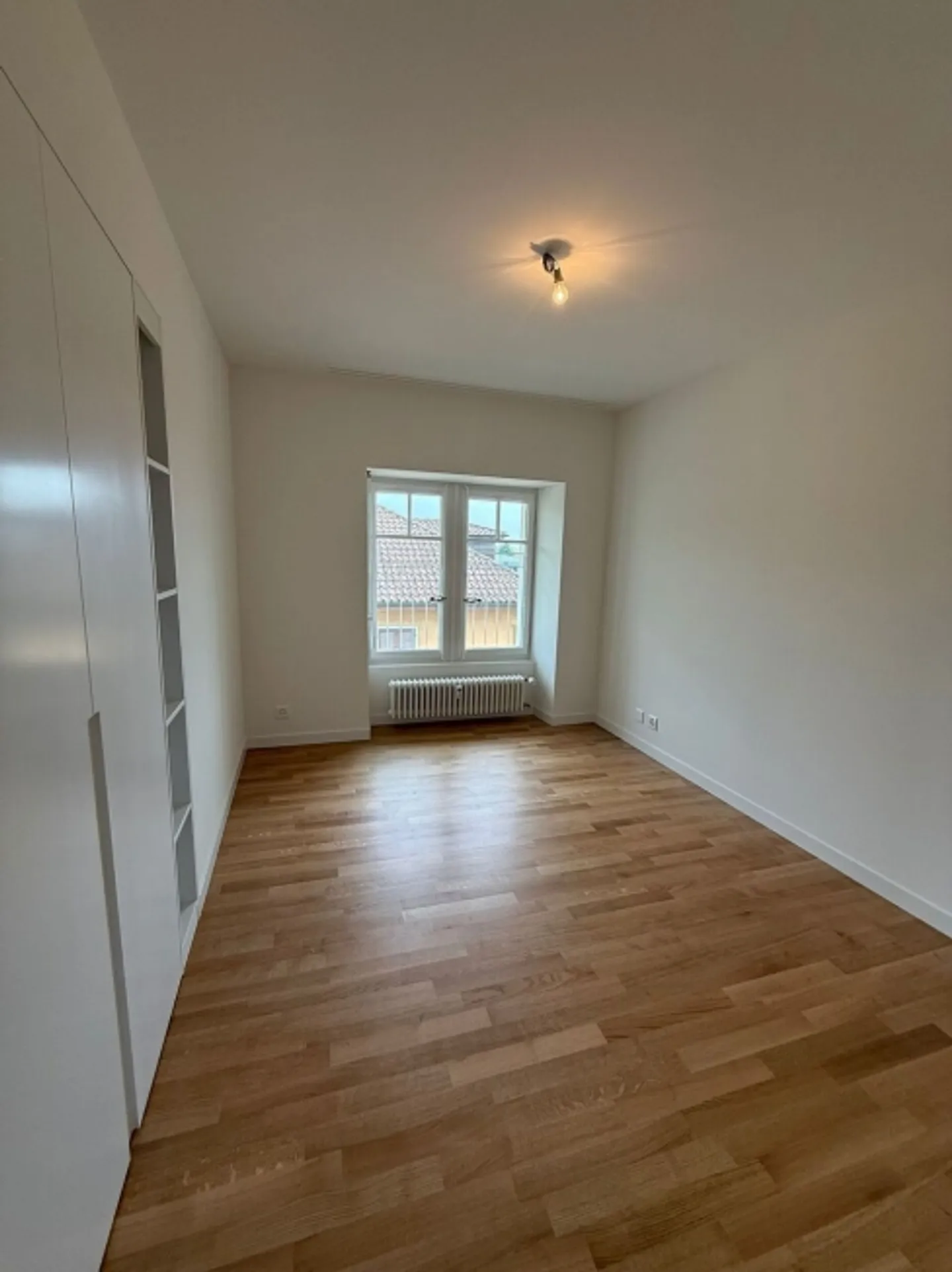 «Appartement 3.5 pces - 70m2 - Avenue de la Gare 22 - 1180 Rolle» - Photo 6 of 7