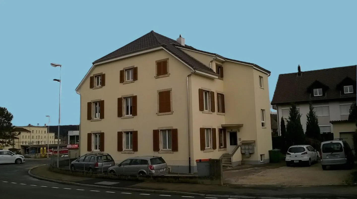 Appartamento vicino alla stazione, 2° piano, lato giardino, disponibile immediatamente - Foto 2 di 12