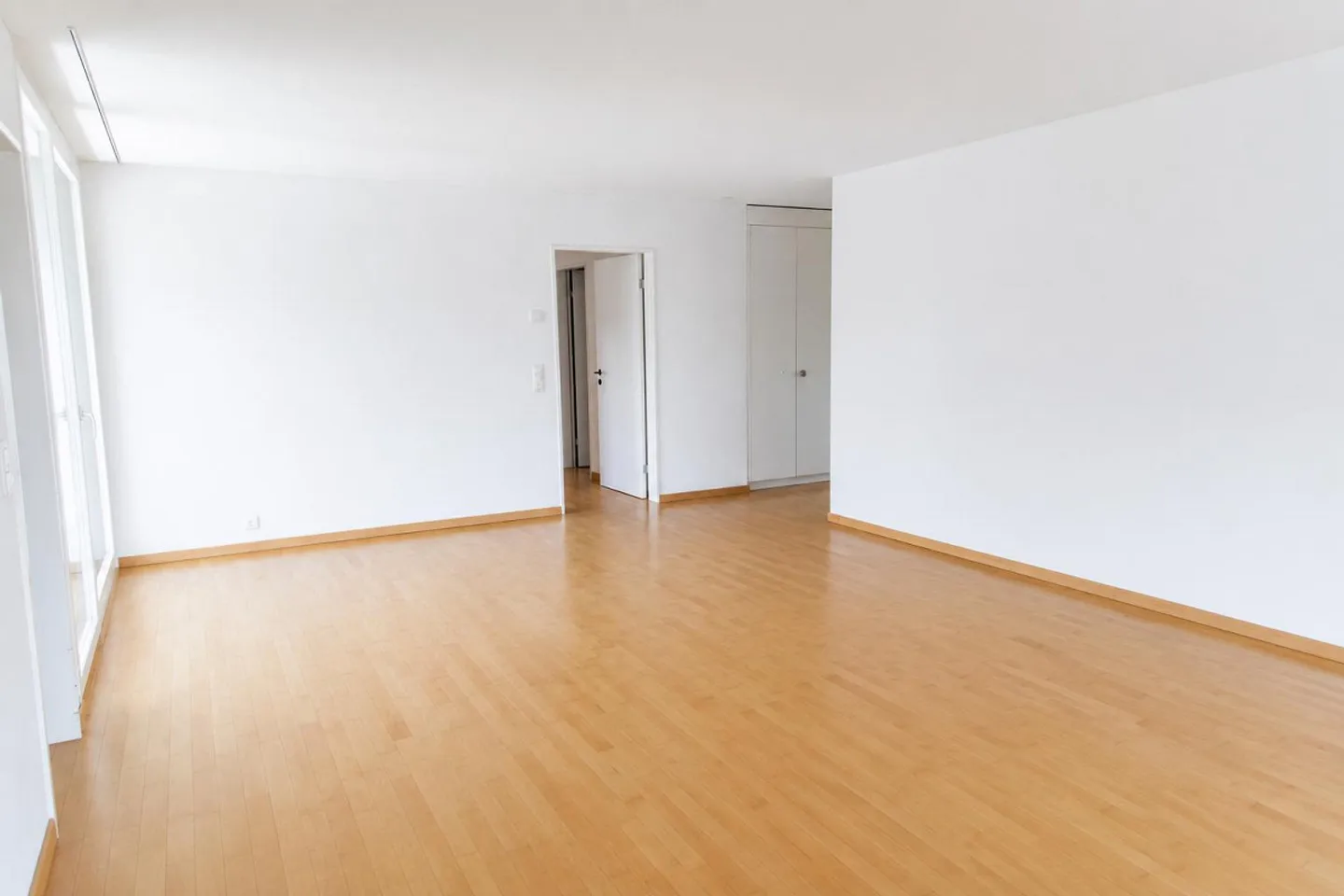 Well-maintained & bright 4.5-room apartment in a central location - Photo 6 of 12