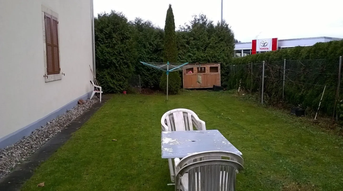 Appartamento vicino alla stazione, 2° piano, lato giardino, disponibile immediatamente - Foto 3 di 12