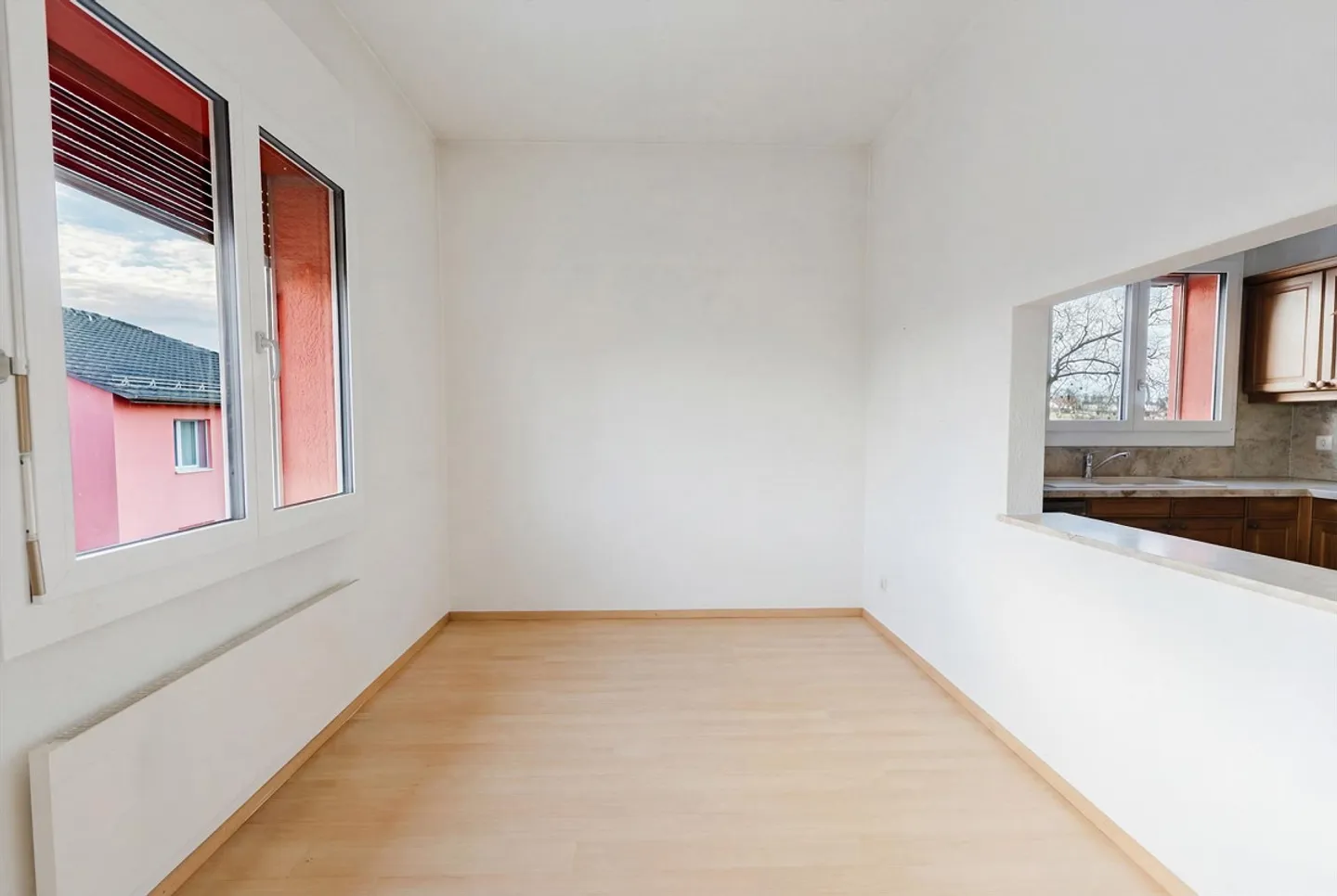 Light and Comfort in Perfect Harmony - Photo 8 of 9