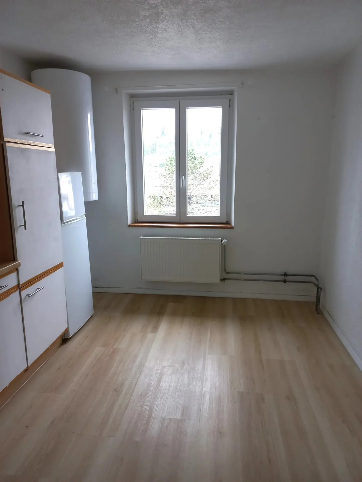 Appartamento vicino alla stazione, 2° piano, lato giardino, disponibile immediatamente - Foto 10 di 12