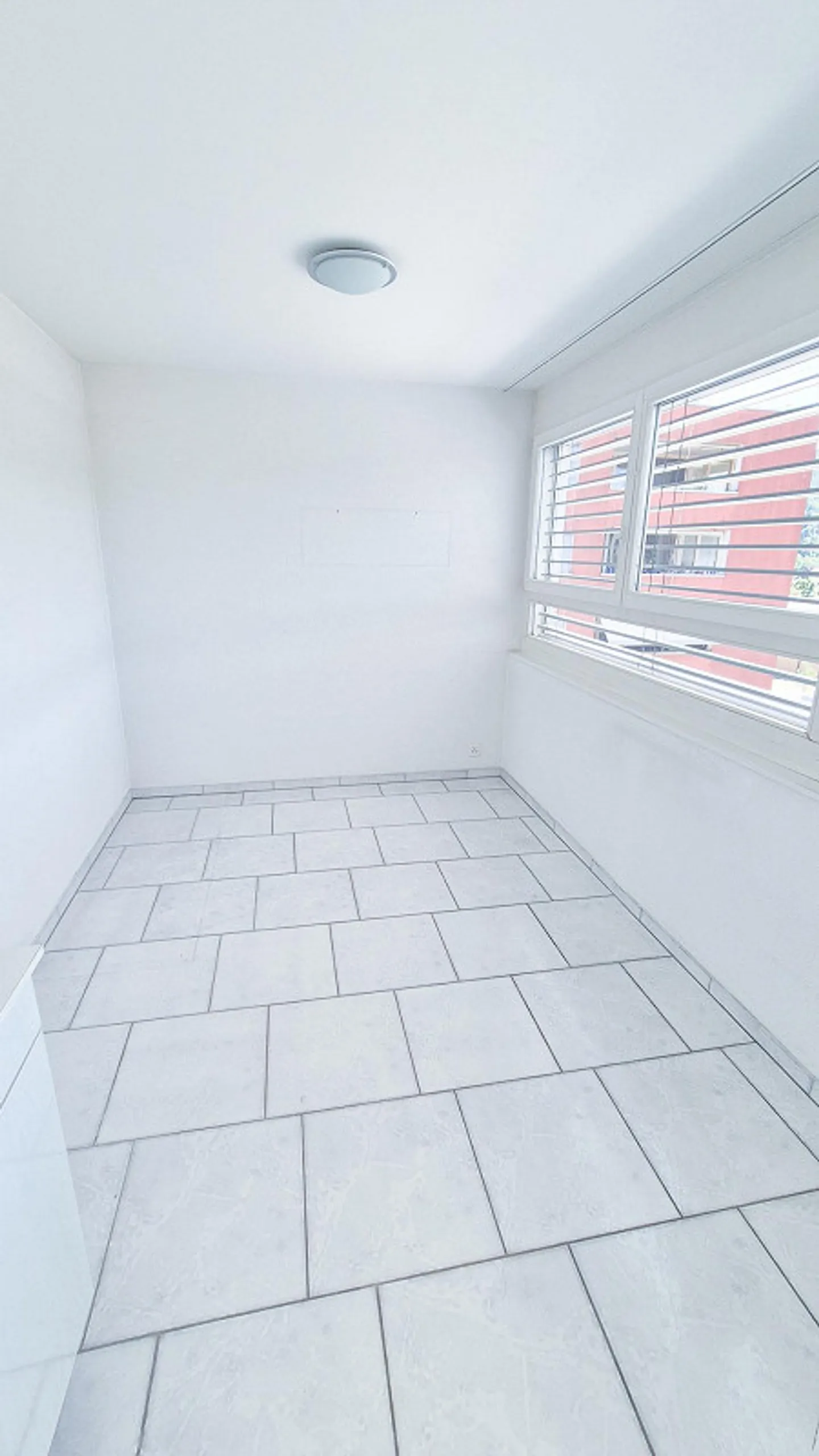 Well-maintained & bright 4.5-room apartment in a central location - Photo 12 of 12