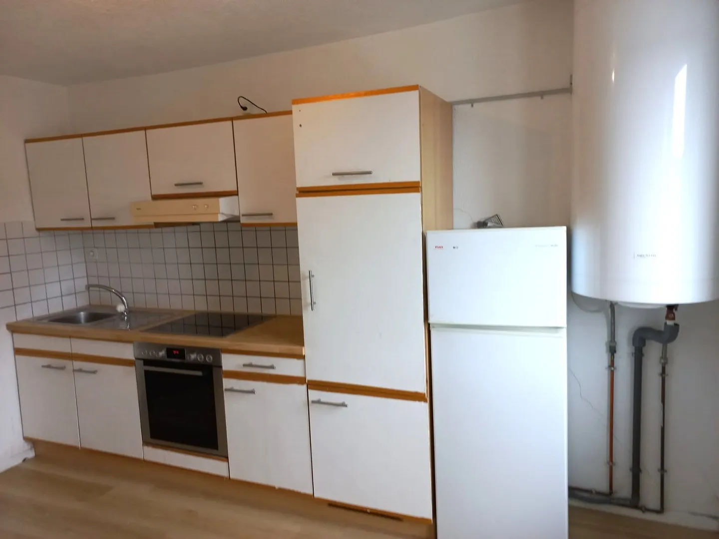 Appartamento vicino alla stazione, 2° piano, lato giardino, disponibile immediatamente - Foto 12 di 12