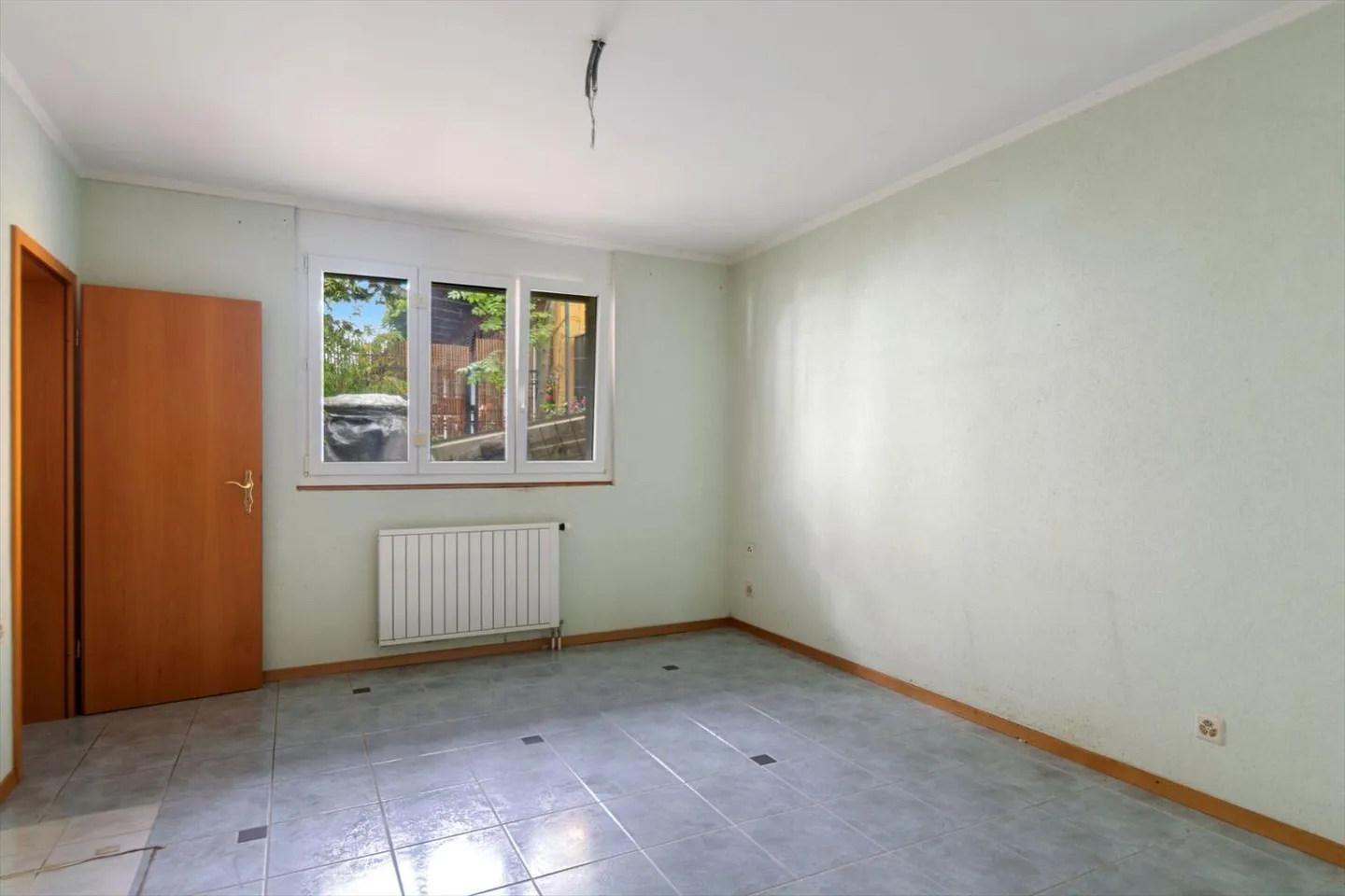 Neuchâtel, Casa unifamiliare di 5,5 stanze da ristrutturare - Foto 8 di 12