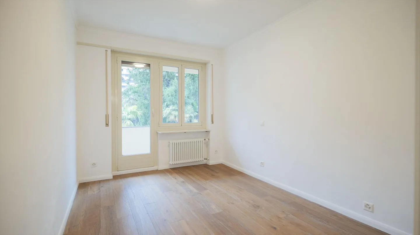 Renovierte 3,5-Zimmer-Wohnung mit Seeblick in Massagno - Foto 7 von 9