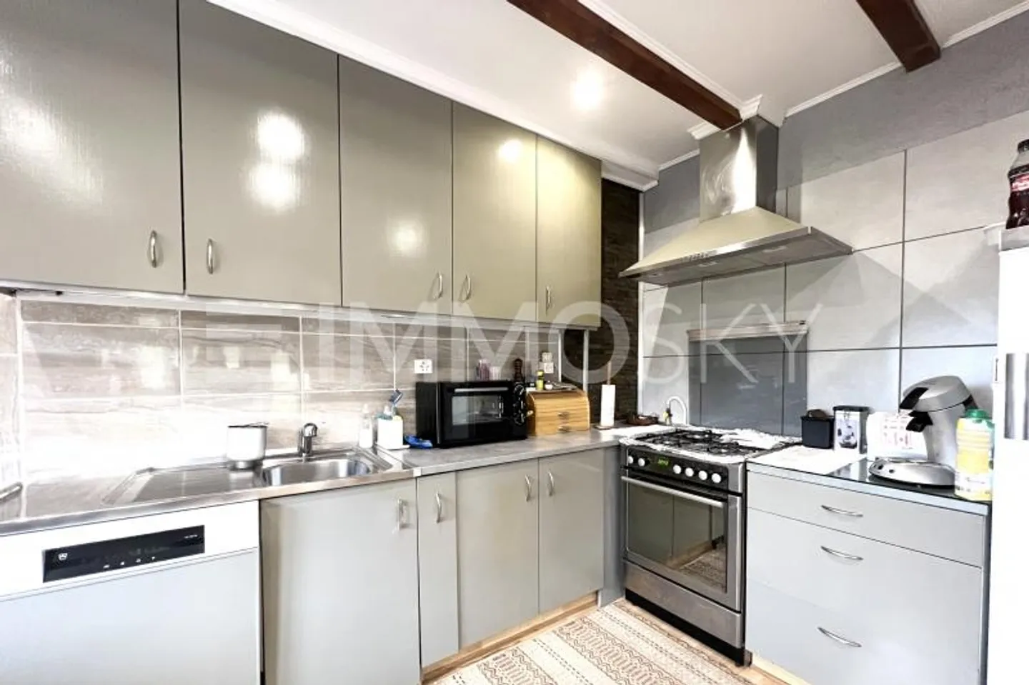 Chalet 2.5 Rooms "cosy" in Le Locle with Mountain View - Photo 3 of 5