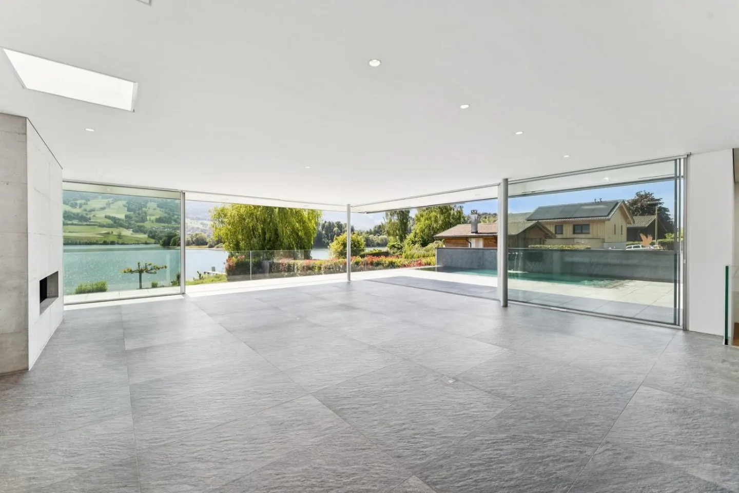 Villa moderna con elevati standard sulle rive del Lago di Gruyère - Foto 5 di 13