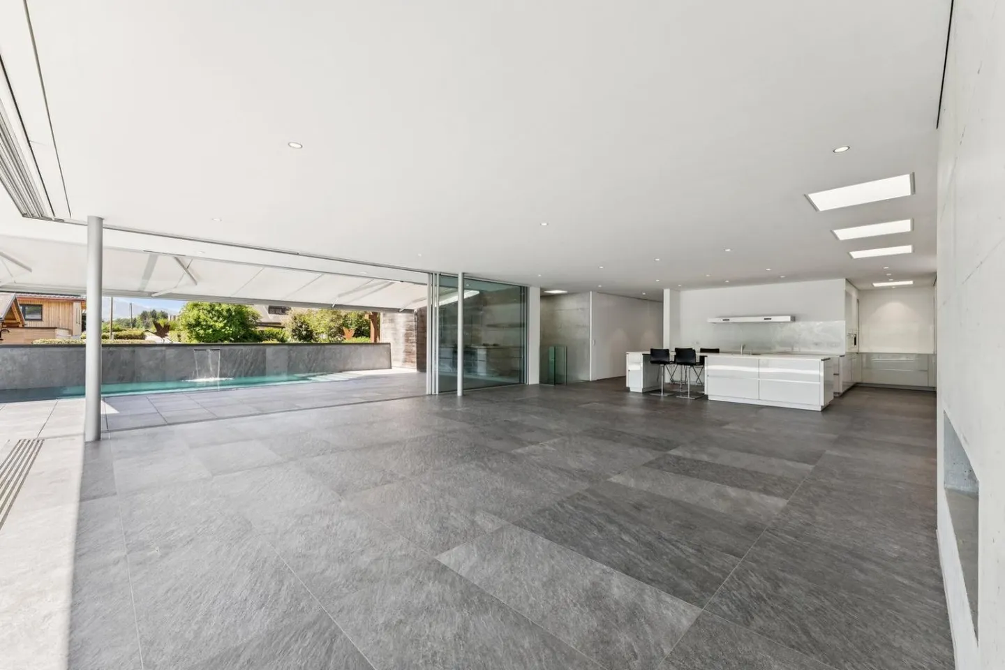 Villa moderna con elevati standard sulle rive del Lago di Gruyère - Foto 3 di 13