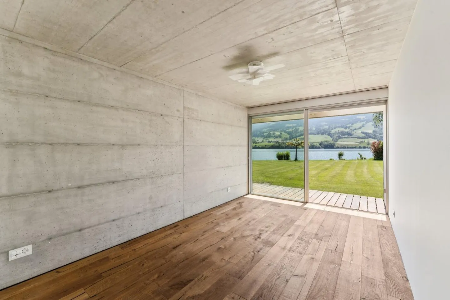 Villa moderna con elevati standard sulle rive del Lago di Gruyère - Foto 9 di 13