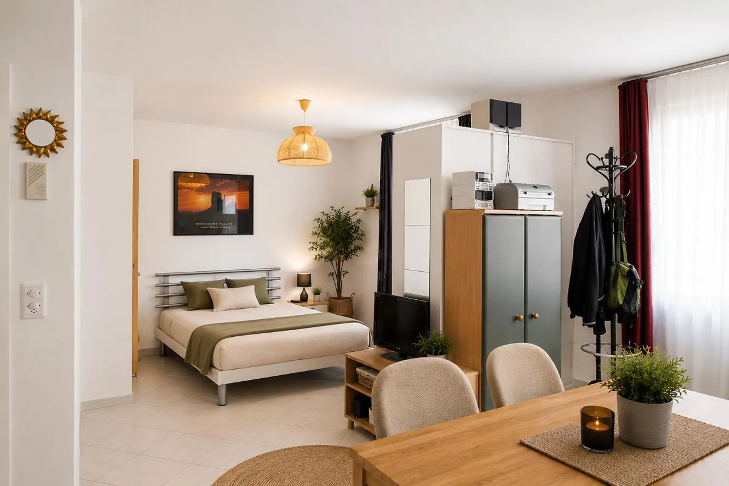 Charmant studio de 1,5 pièce dans un emplacement central à Domat/Ems - Photo 1 sur 5