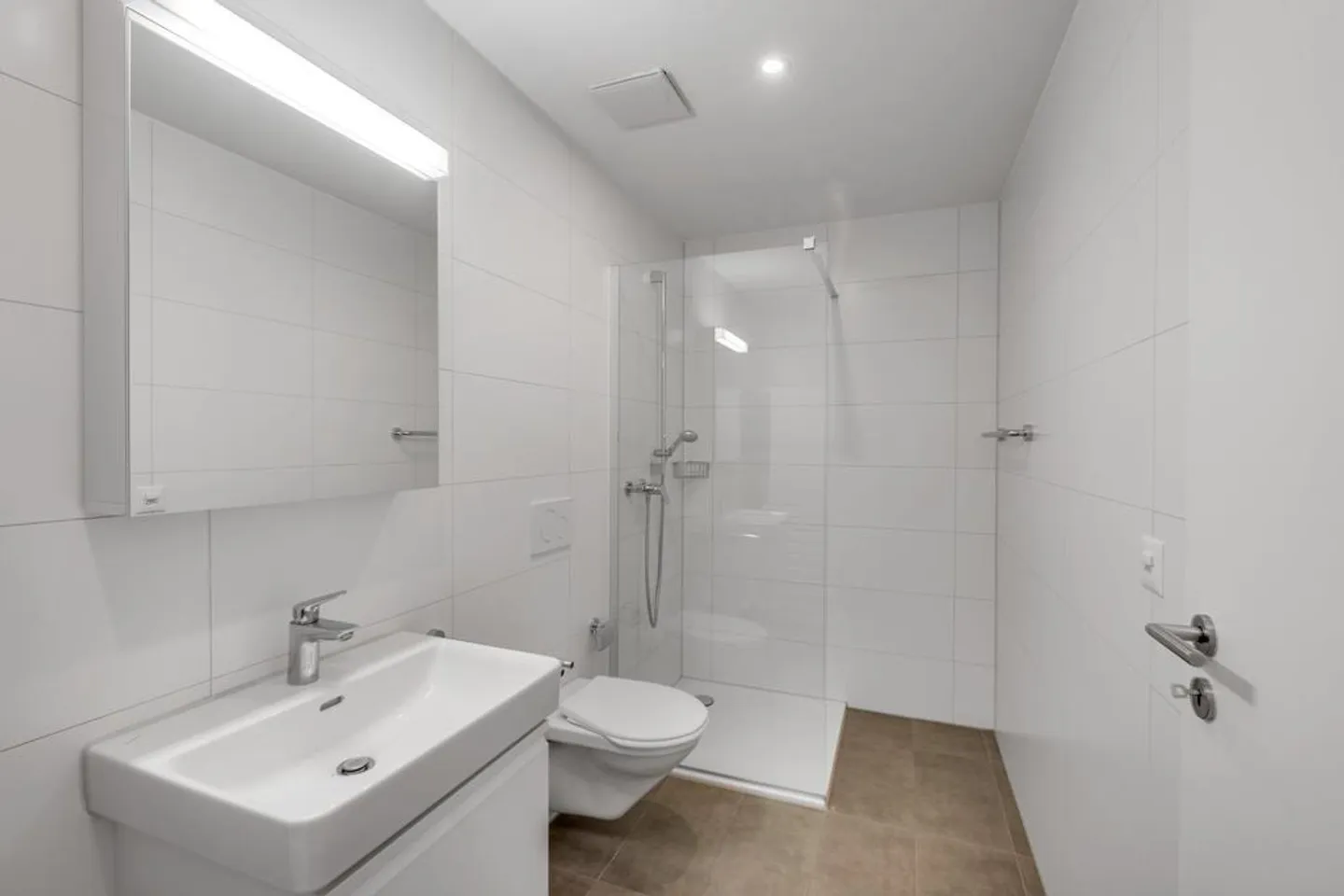 Spacious and modern apartment with large terrace - Photo 10 of 10