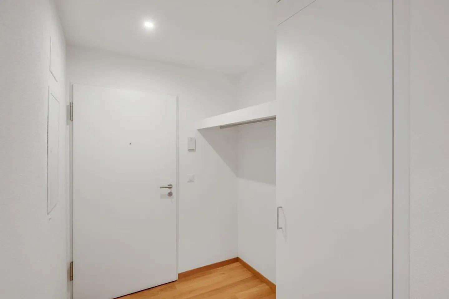 Spacious and modern apartment with large terrace - Photo 6 of 10