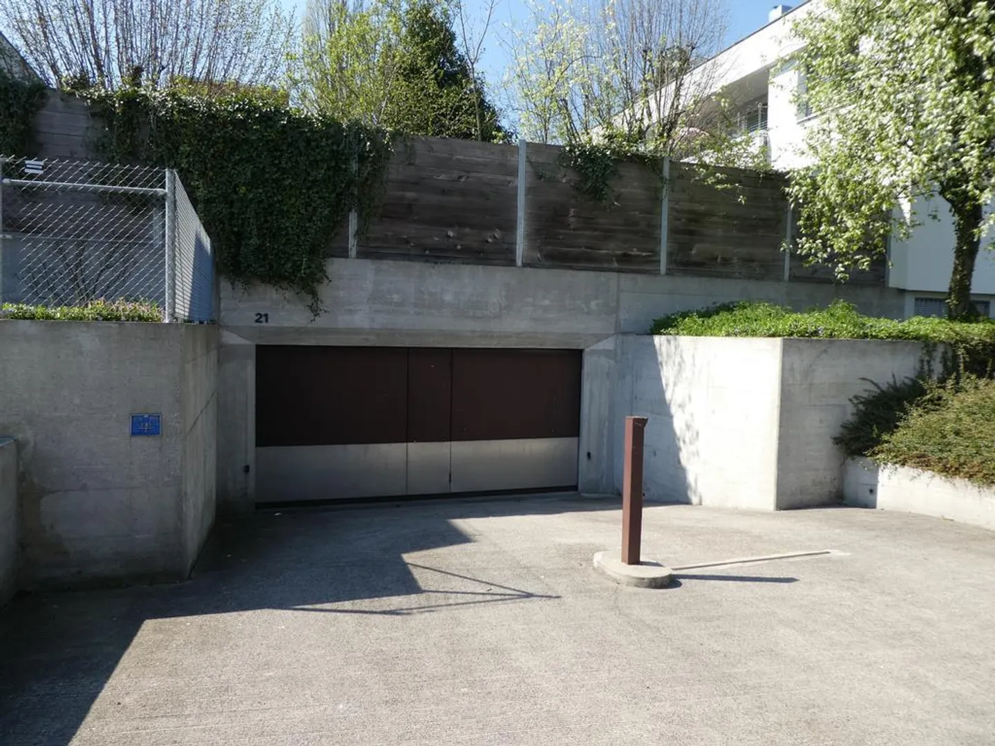 Einstellplatz in Bottmingen - Foto 1 von 1