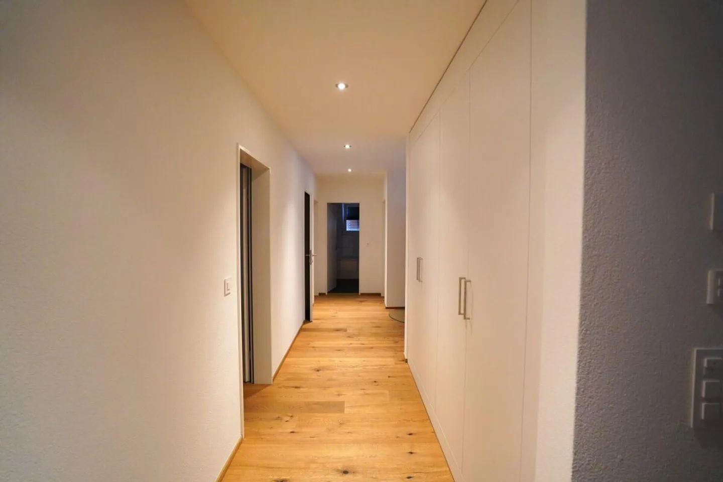4.5-Room Penthouse Apartment SECOND HOME - Photo 2 of 18
