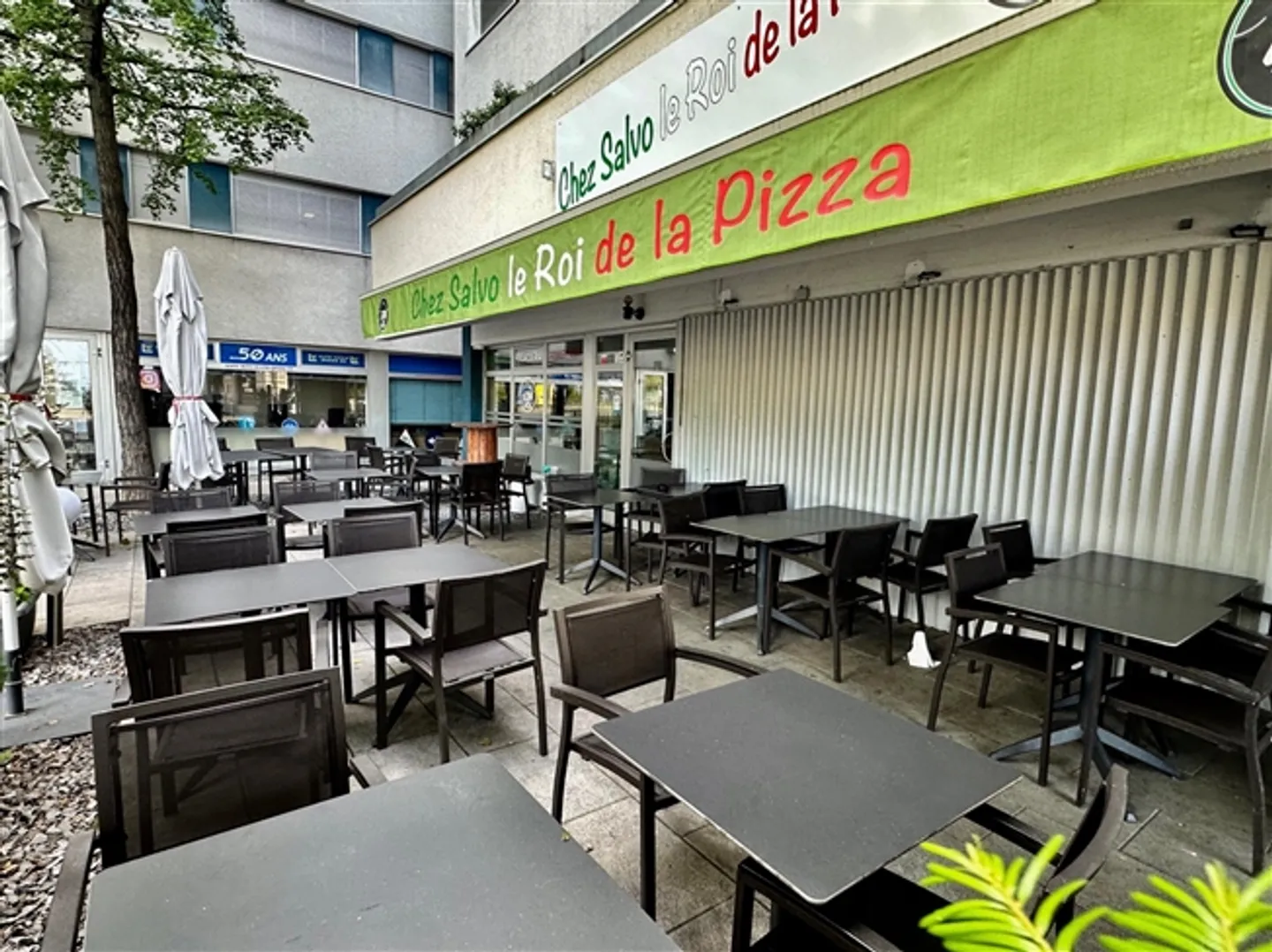 «Pizzeria in unmittelbarer Nähe des neuen Öko-Viertels Métamophose» - Foto 2 von 11