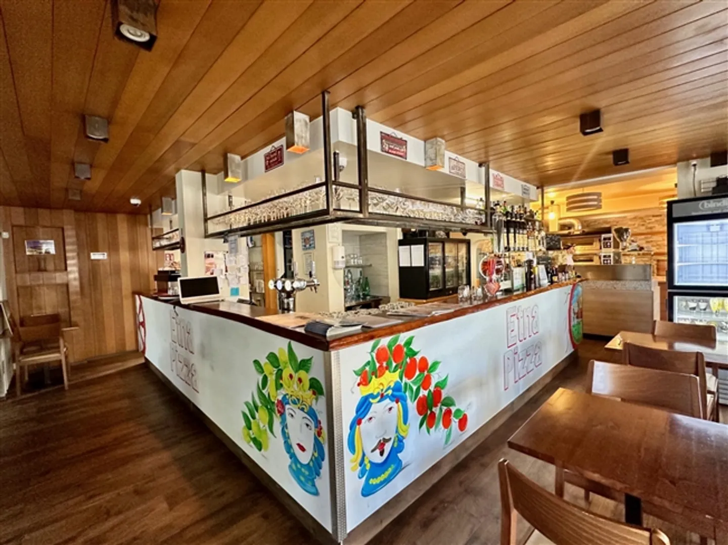 «Pizzeria in unmittelbarer Nähe des neuen Öko-Viertels Métamophose» - Foto 5 von 11