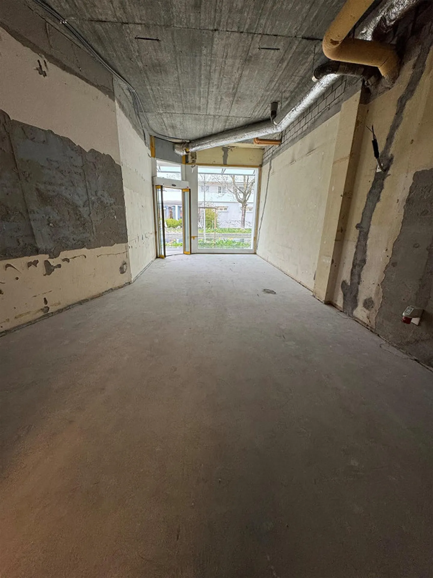 Votre nouvel espace de vente attrayant dans le Rheinquartier à Chur - Photo 3 sur 5