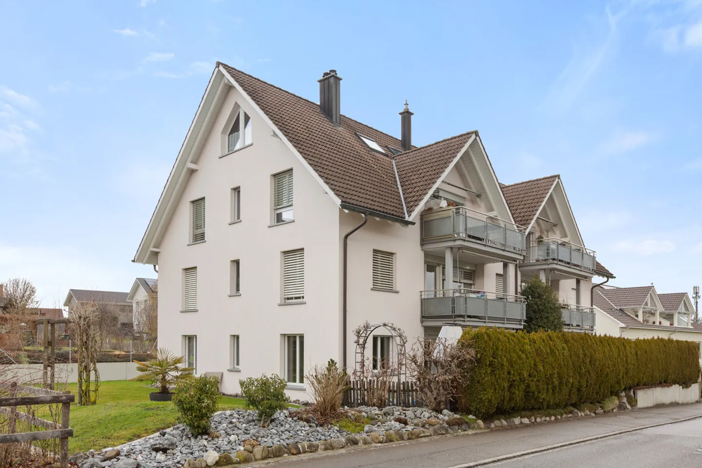 Your new home with garden - stylish, modern and cozy. - Photo 2 of 10