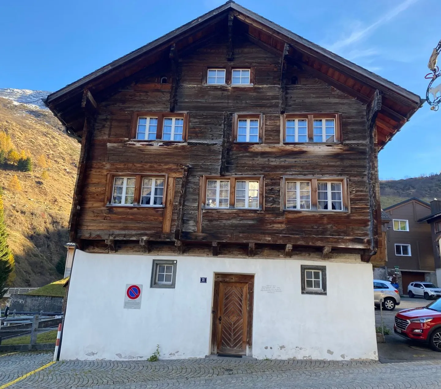 Appartement Duplex Authentique avec Flair Alpin - Photo 11 sur 12