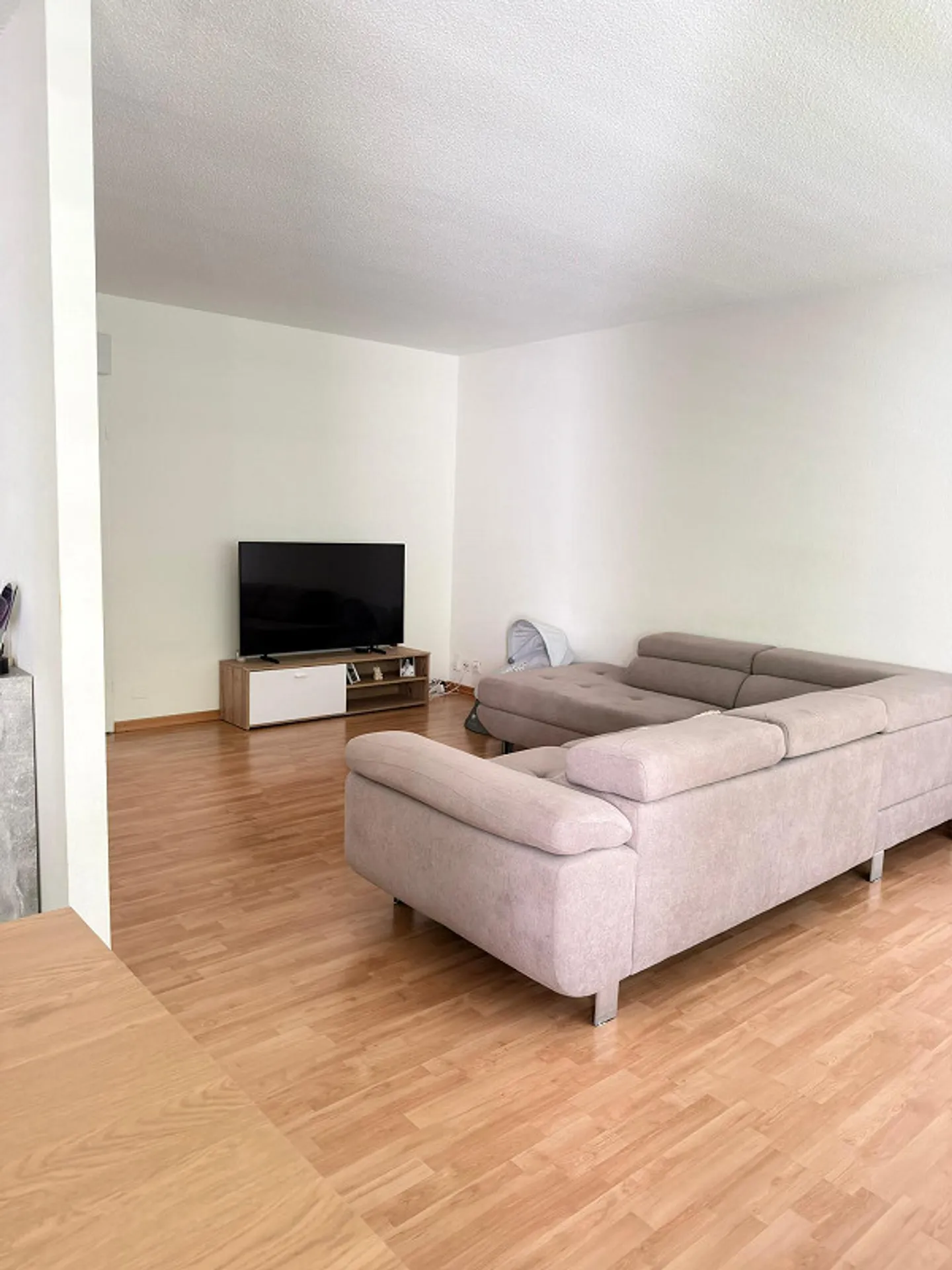 3.5 for rent - Photo 2 of 11