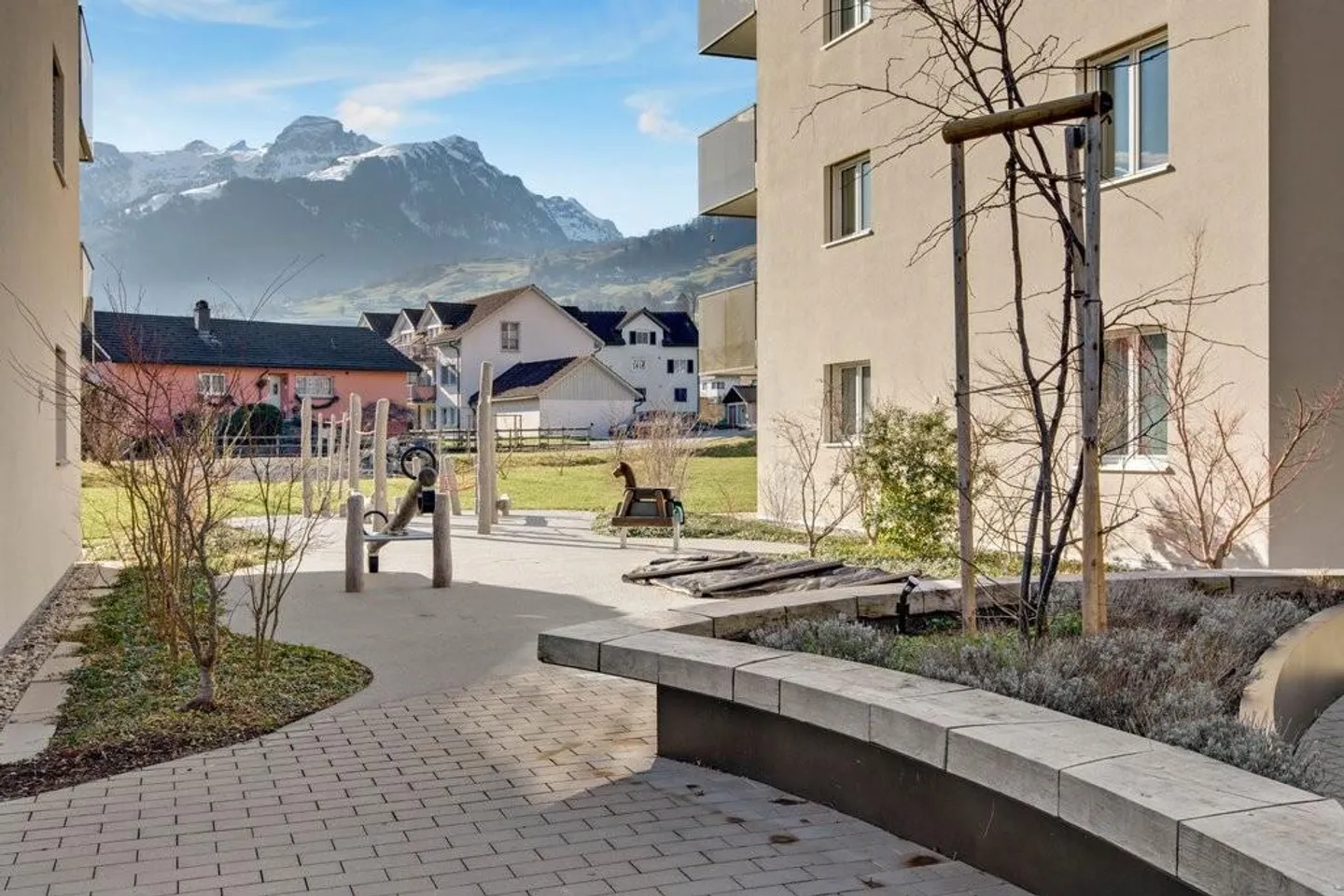 Ici, votre rêve de maison pourrait se réaliser - Photo 2 sur 10