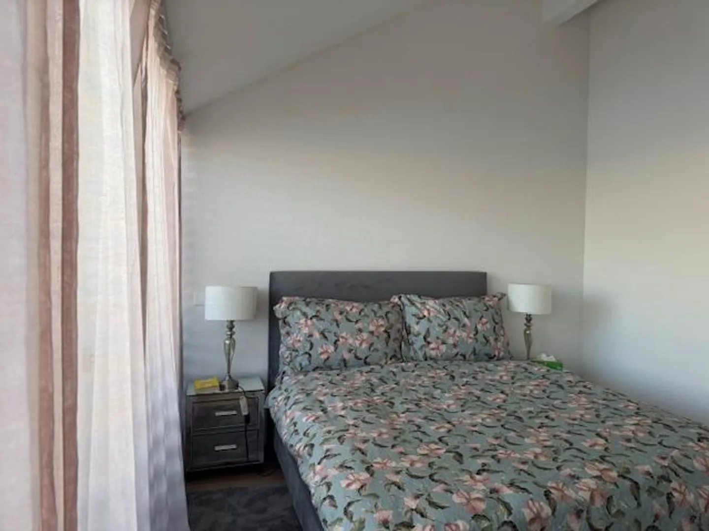 Bellissima casa contigua in affitto in un quartiere residenziale e familiare - Foto 5 di 7