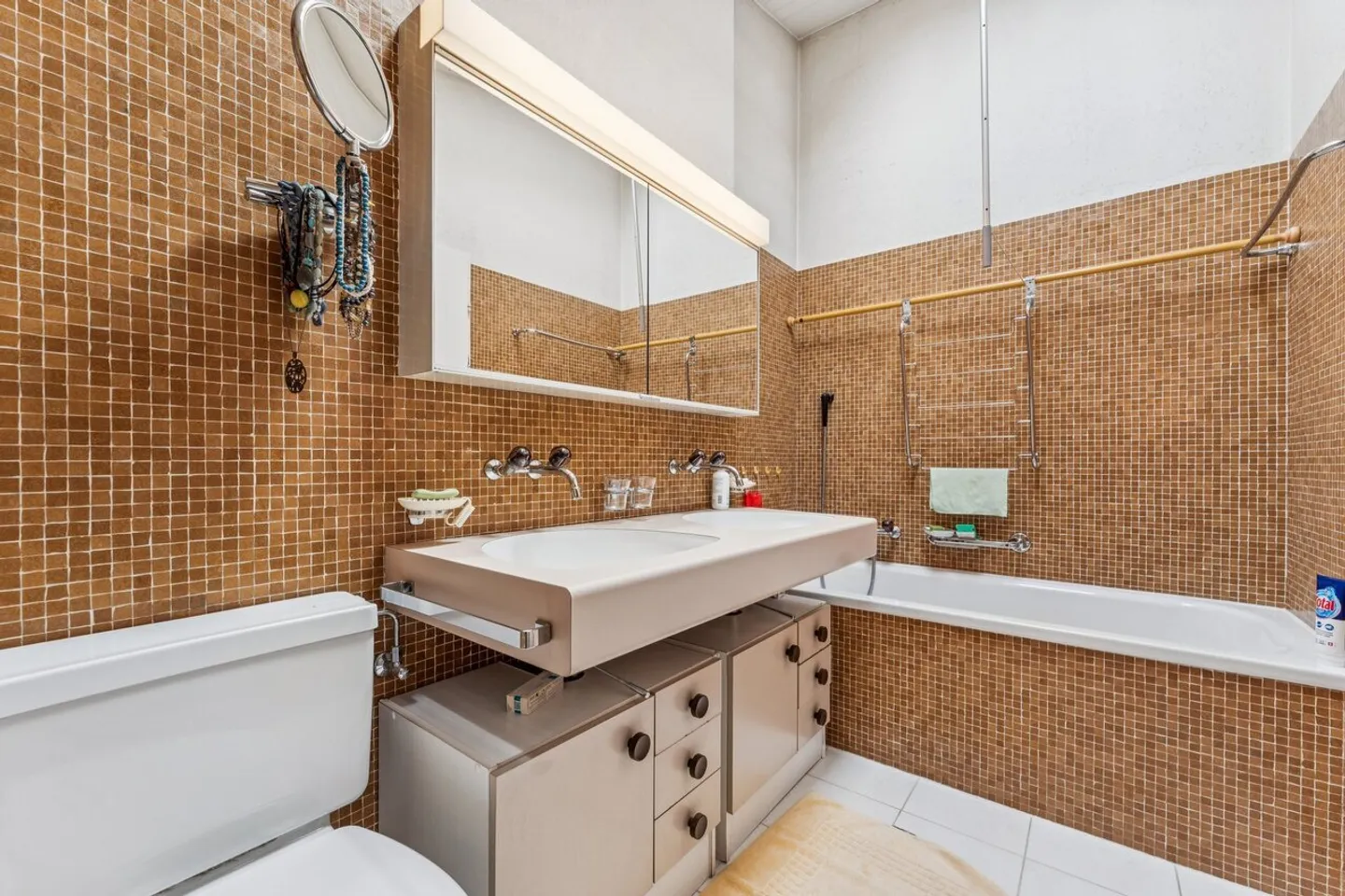 A home where family stories begin! - Photo 6 of 7