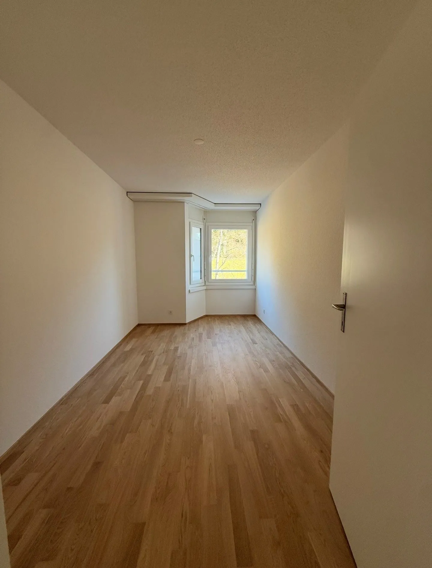 Vivere nel verde con balcone e sole serale - Foto 4 di 5