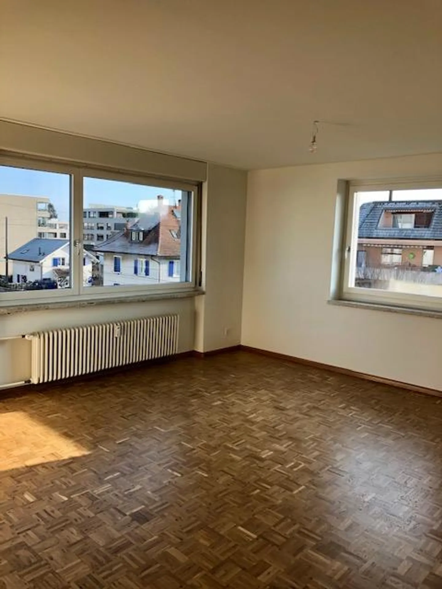 3.5 Family Apartment with Sunny Terrace in Allschwil - Photo 4 of 11