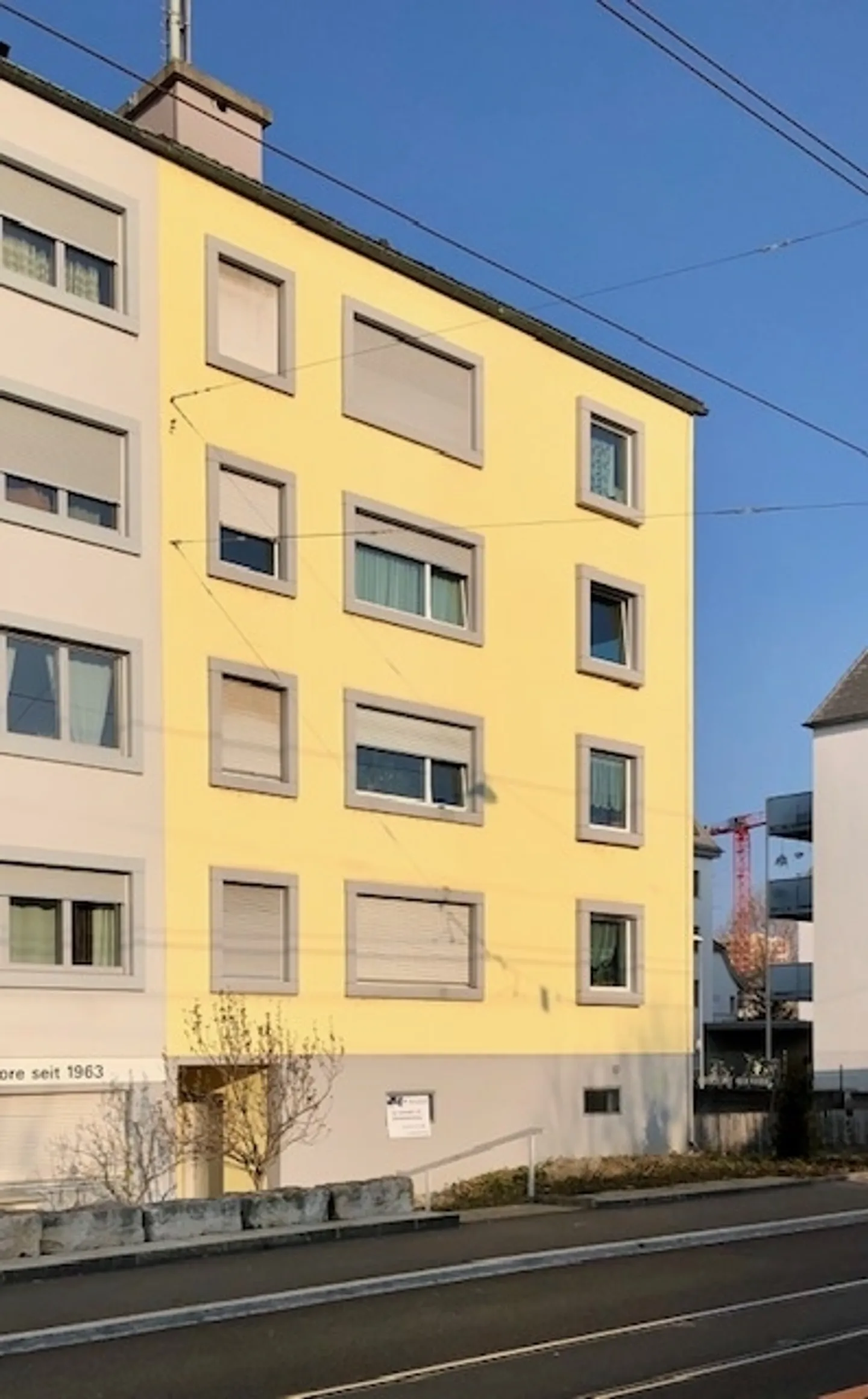 3.5 Family Apartment with Sunny Terrace in Allschwil - Photo 1 of 11
