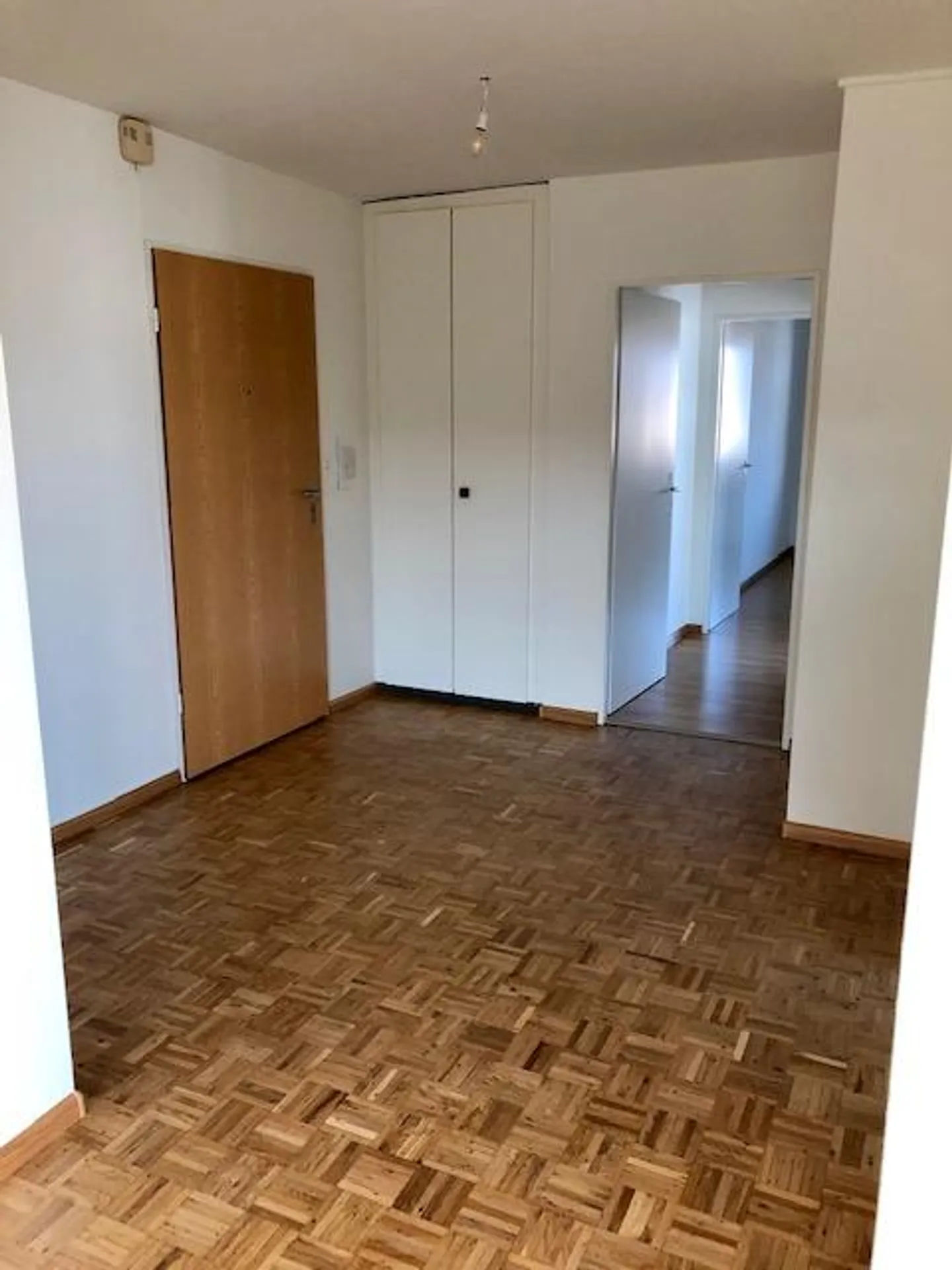 3.5 Family Apartment with Sunny Terrace in Allschwil - Photo 6 of 11