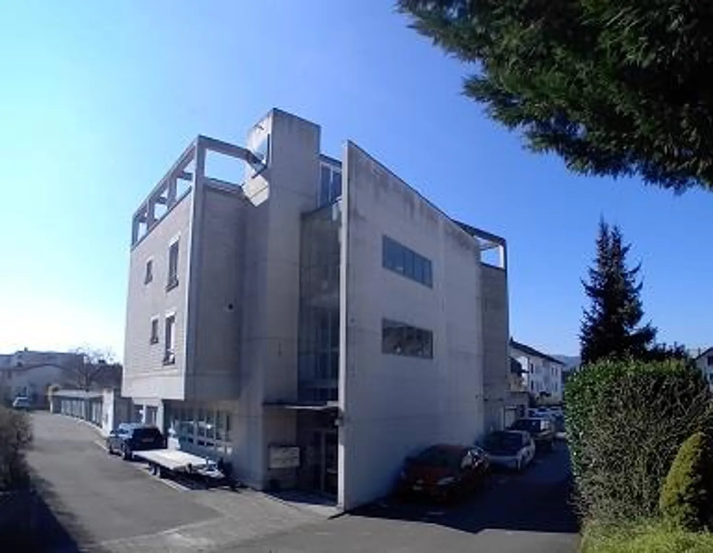 Casa plurifamiliare, abitazione e commercio - Foto 5 di 21
