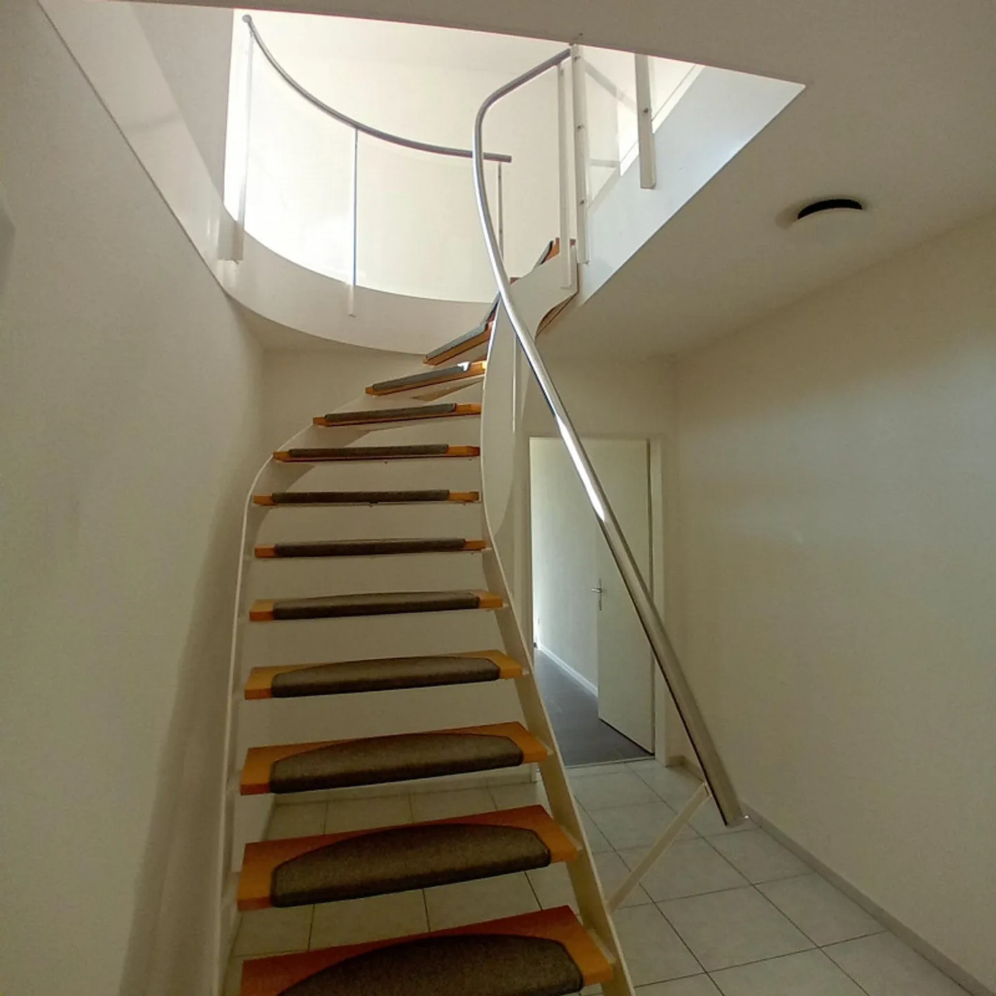 Casa plurifamiliare, abitazione e commercio - Foto 14 di 21