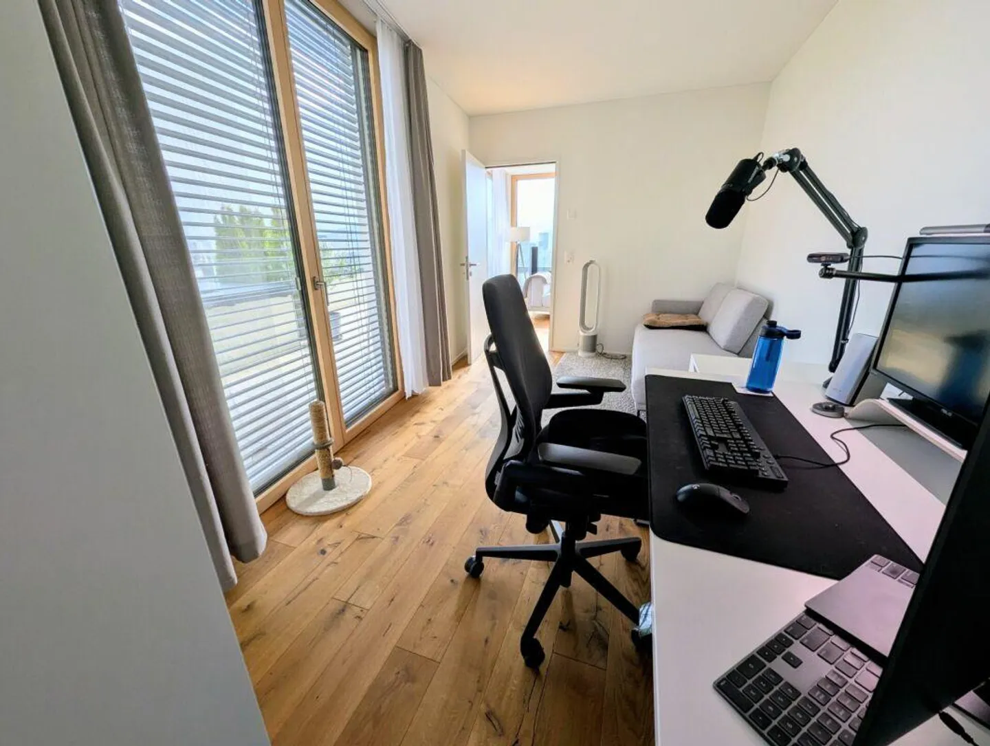 Appartement Attique Stylé à Zurich - Photo 5 sur 15