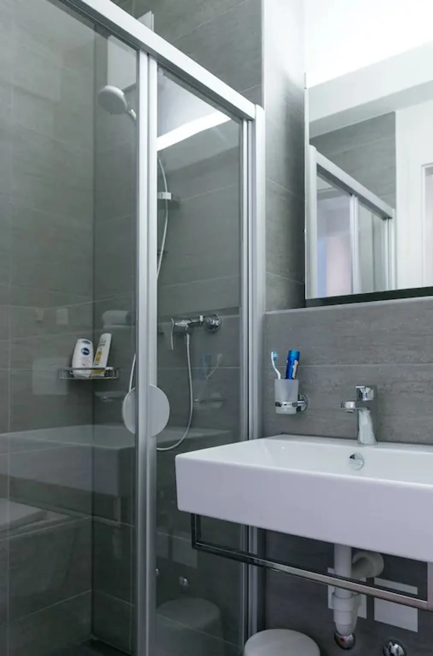 Apartment for rent - Photo 3 of 10