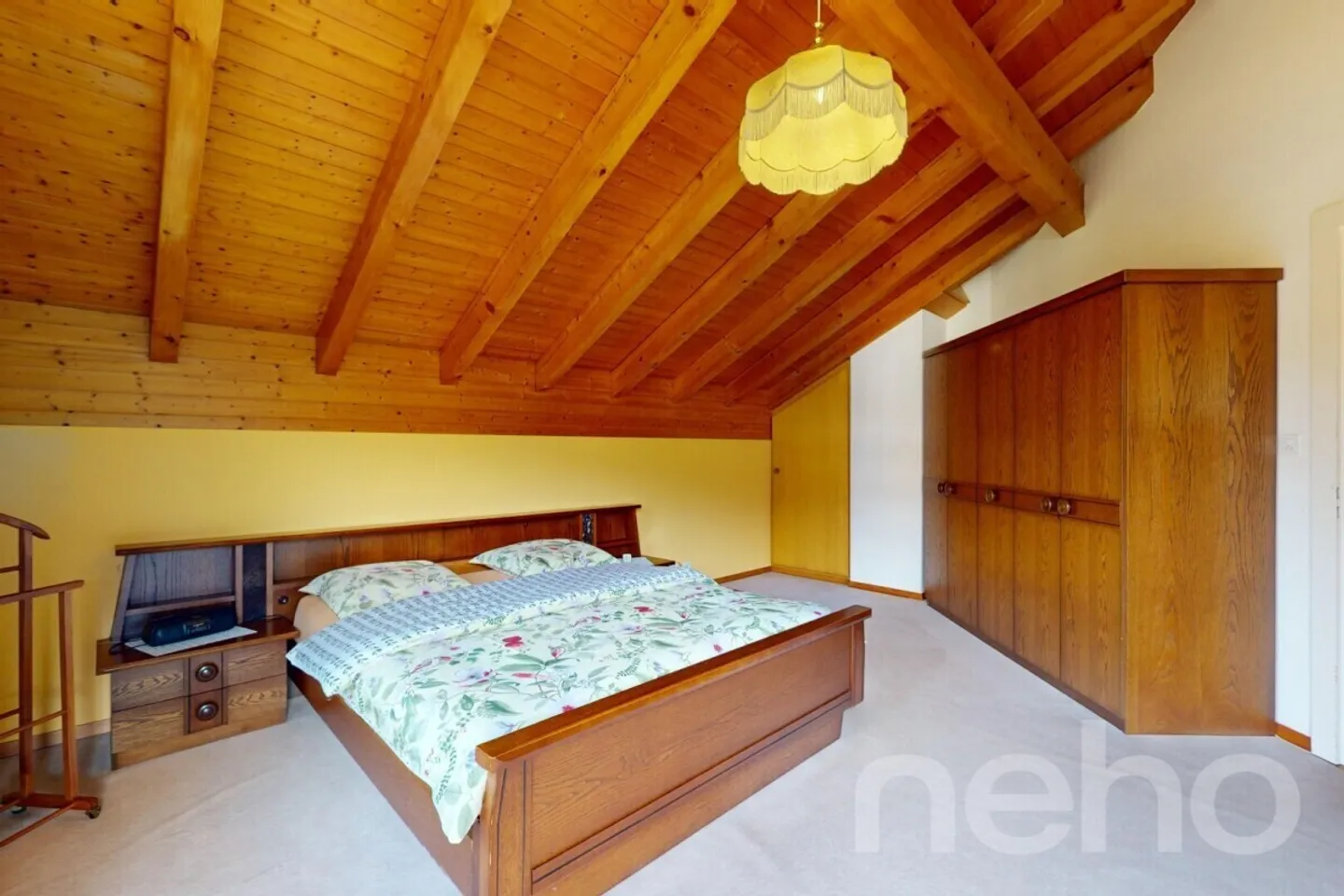 Esclusivo: Bella villa con 4 camere e studio al piano inferiore - Foto 7 di 13