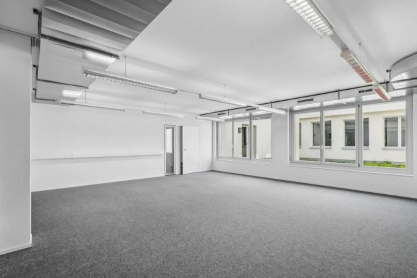 Ensemble plutôt que seul - Espace de travail partagé directement au Centre Stannioli - Photo 8 sur 13