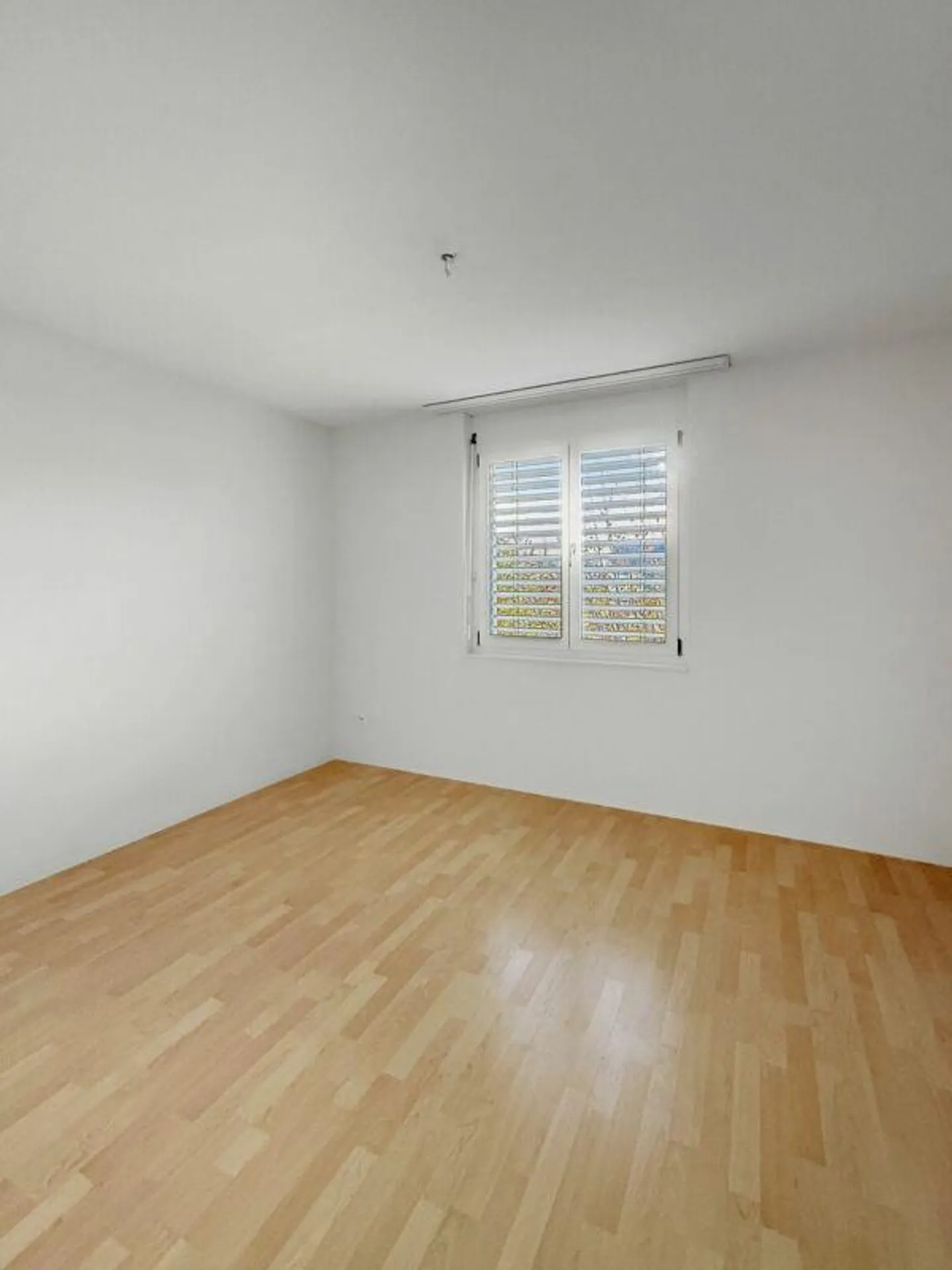 Attraktive 4.5-Zimmer-Gartenwohnung in Oberbipp zu vermieten (1x TG-Einstellplatz inklusive!) - Foto 4 von 10