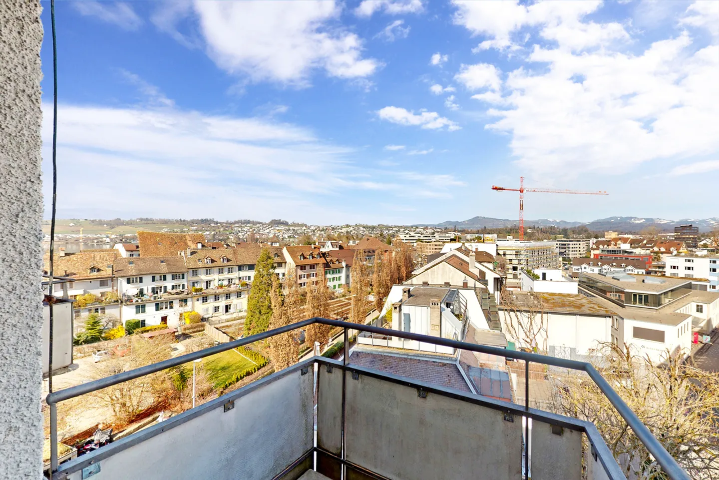 Central Living with a View over Rapperswil SG! House 32C - Photo 10 of 10