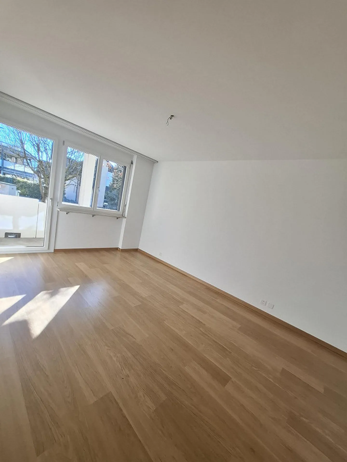 Helle Wohnung mit Balkonen - Foto 8 von 13